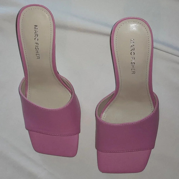 Marc Fisher Danria Med. Pink Sandal - Picture 3 of 12